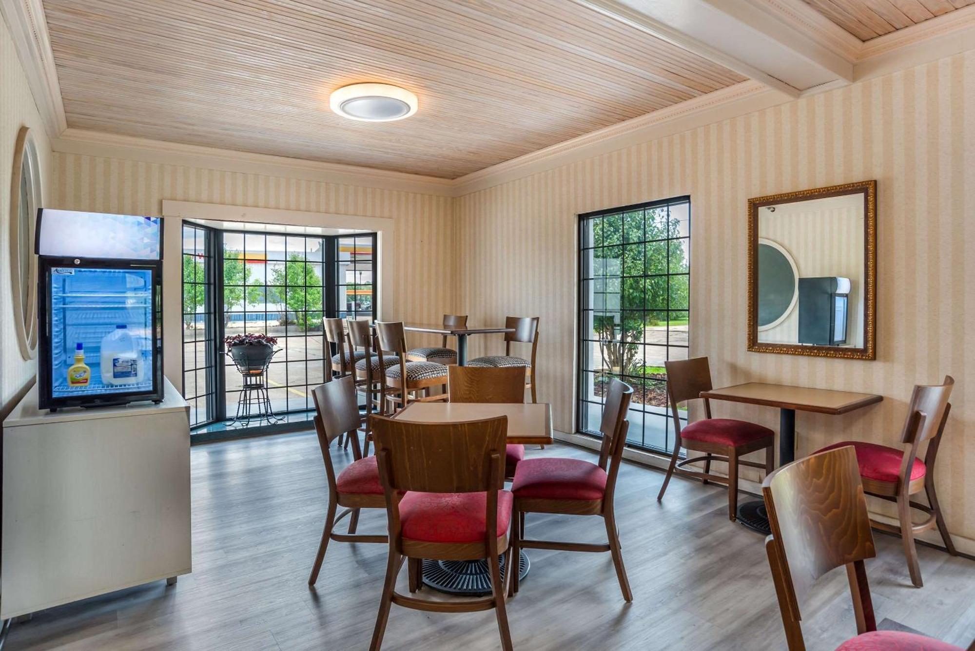 Econo Lodge Inn & Suites Philadelphia Luaran gambar